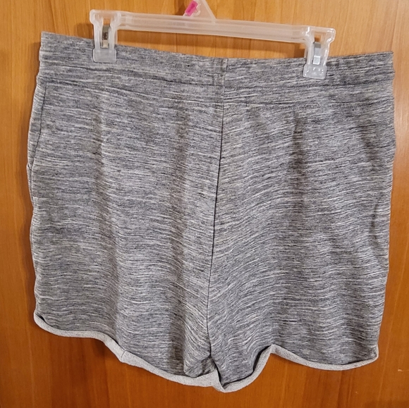 Reflex shorts - Picture 2 of 4